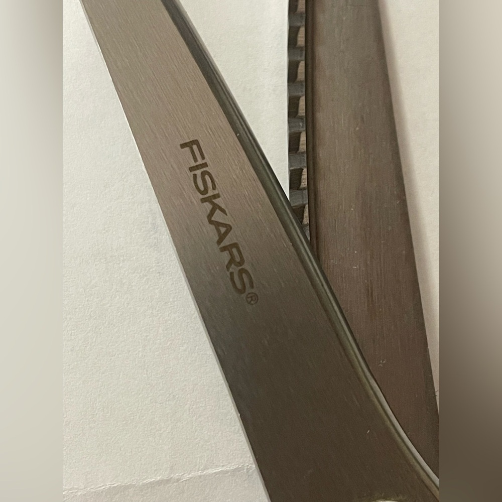 Fiskars Full Size Pinking Shears EUC - Picture 3 of 4